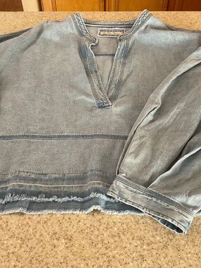 Free People Denim Crop Shirt Size L - long sleeve